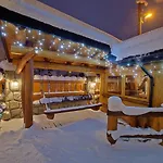 Bed & Breakfast Lesny Dworek
