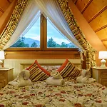 Lesny Dworek Bed & Breakfast Zakopane