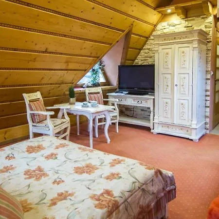 Lesny Dworek Couette-café Zakopane