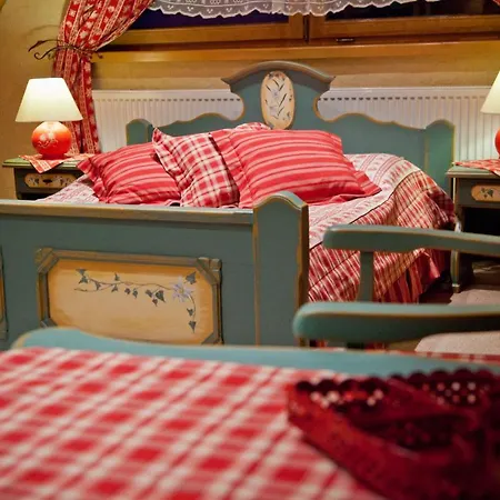 Lesny Dworek Couette-café Zakopane