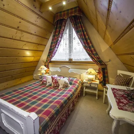 Lesny Dworek 5*