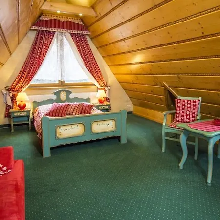 Lesny Dworek Alojamento de Acomodação e Pequeno-almoço