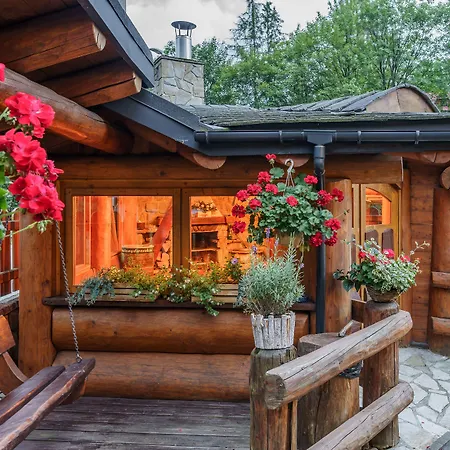 Lesny Dworek Bed & Breakfast