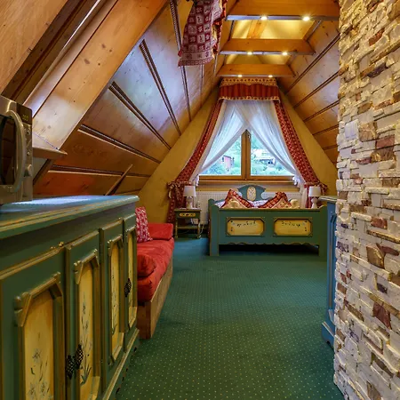 Lesny Dworek Alojamento de Acomodação e Pequeno-almoço