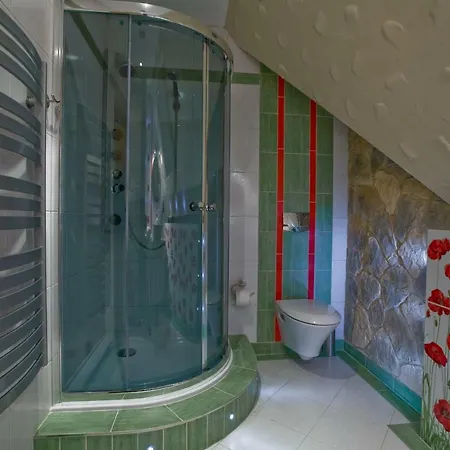 Bed & Breakfast Lesny Dworek