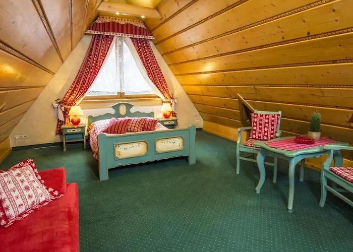 Lesny Dworek Bed & Breakfast